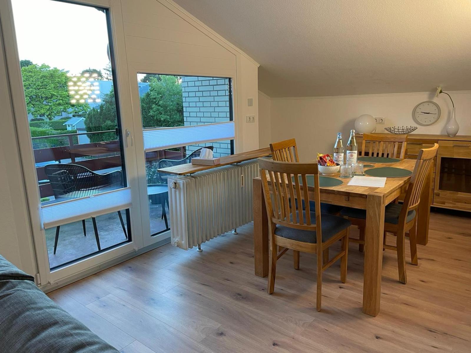 --Renoviert-- Ruhige 1-Zimmer Einliegerwohnung Mit Kueche Und Bad In Grossburgwedel Exterior photo